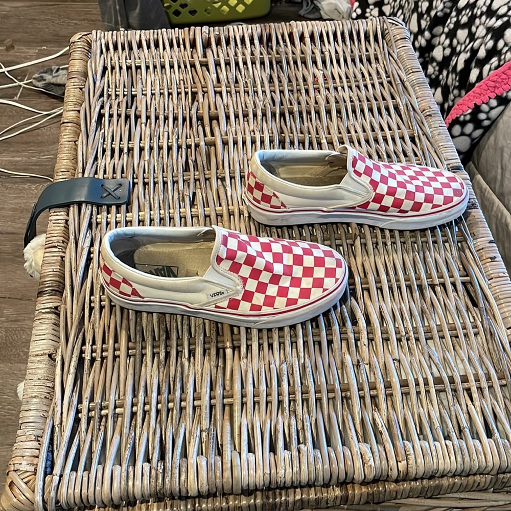 Vans - Picture 3 of 4